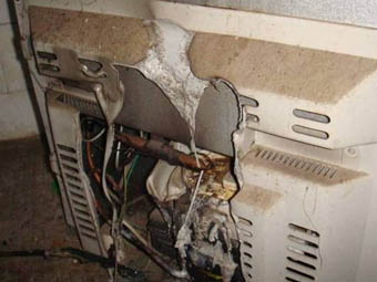 隱患產(chǎn)品令人擔(dān)憂 冰箱起火誰該負(fù)責(zé)?--中關(guān)村在線